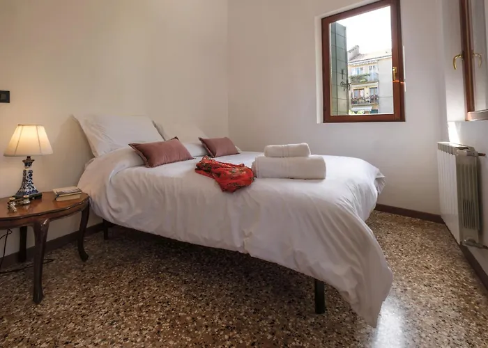 Giselda Courtyard Retreat בית הארחה ונציה