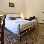 Giselda Courtyard Retreat Gasthof Venedig